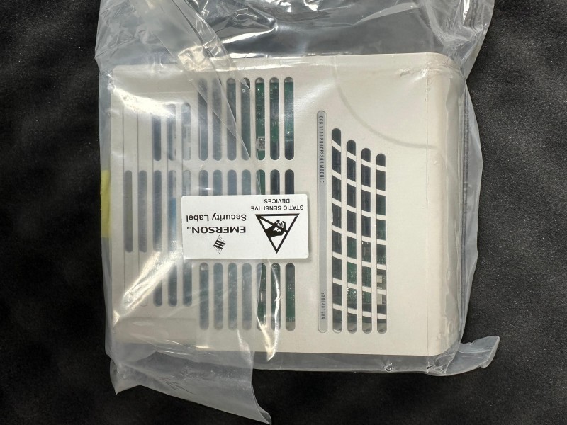 ใหม่มาถึง Emerson 5x00481G04 OCR1100 โมดูลโปรเซสเซอร์